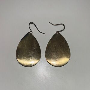 Elegant Gold Teardrop Earrings